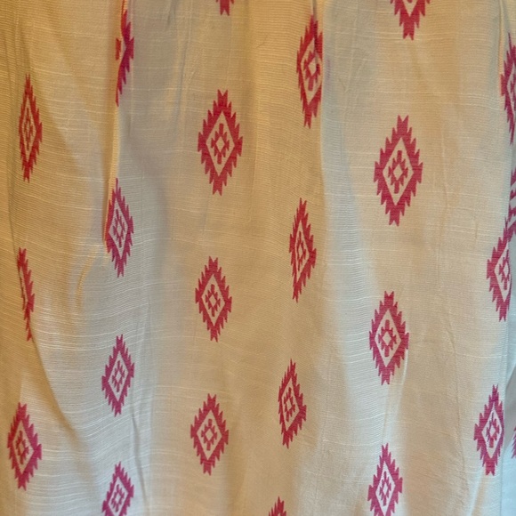 NWT πΈ Pink Aztec & Embroidered Ruffle Top πΈ - Picture 5 of 6